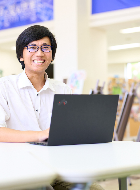 大学院<　 理工学研究科 ハン ネー アウンさん